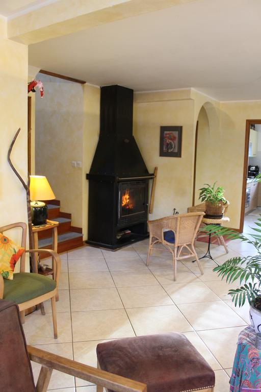 B&B La Borella Casa Conti Вальлуиз Экстерьер фото